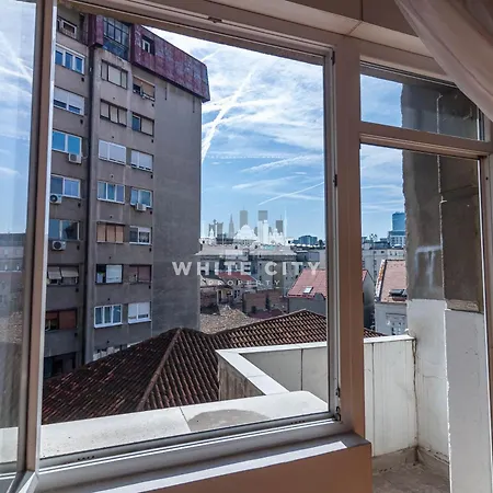 Apartment Downtown - *